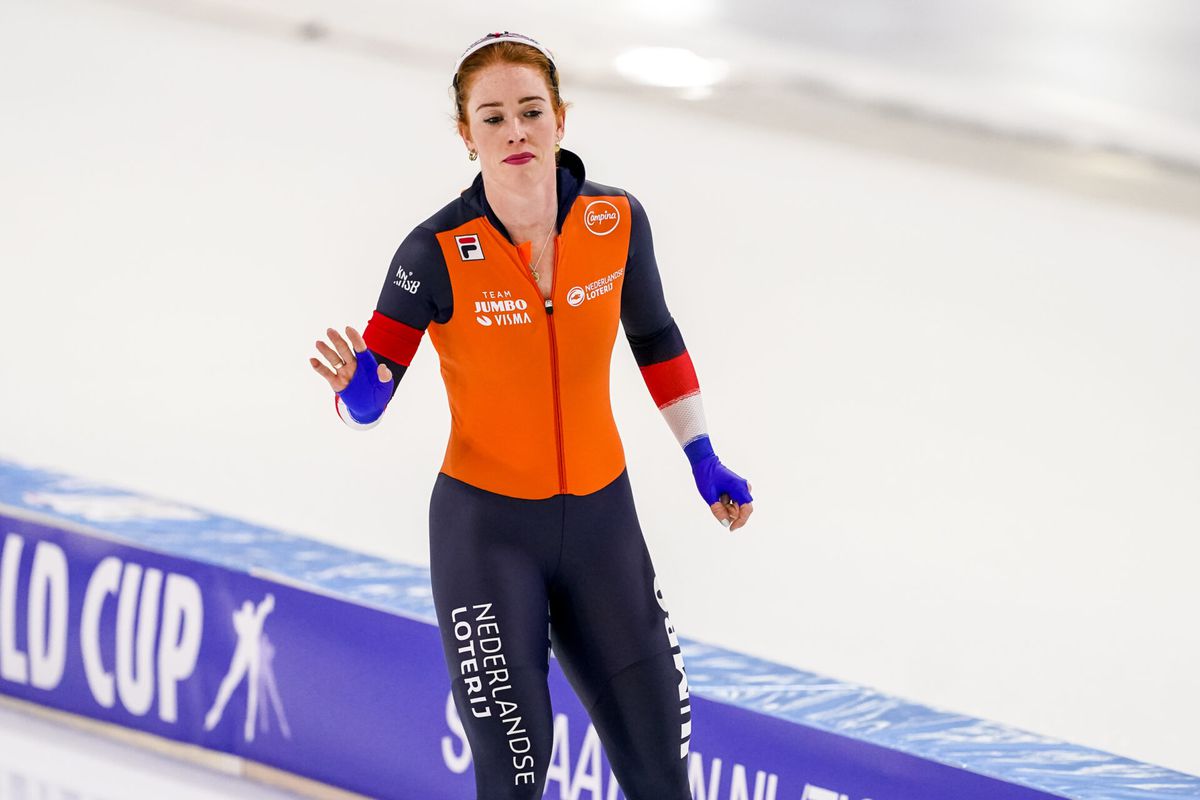 Antoinette Rijpma-de Jong pakt bij wereldbeker brons op 3000 meter na prachtig Nederlands duel