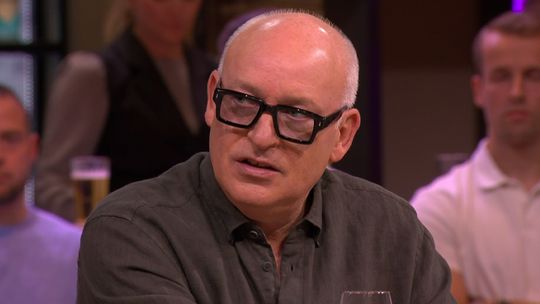 🎥 | René van der Gijp tipt alvast nieuwe Ajax-trainer: 'Iemand met ervaring en overzicht'