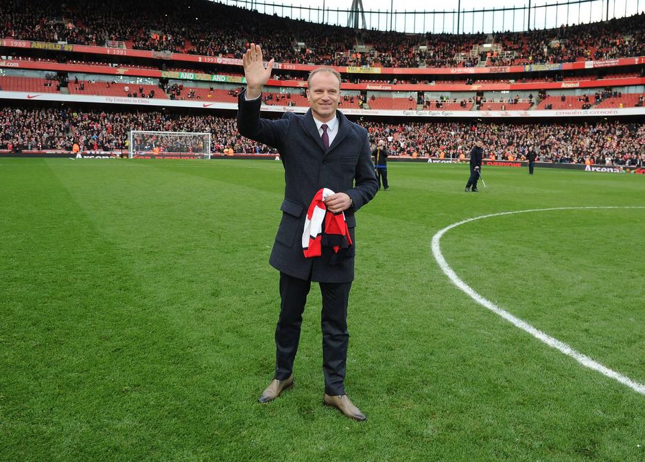 'Dennis Bergkamp, Thierry Henry, Patrick Vieira en de oprichter van Spotify willen Arsenal kopen'
