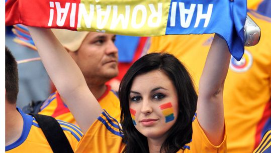 Debutant schiet Roemenië voorbij Litouwen in oefenpotje