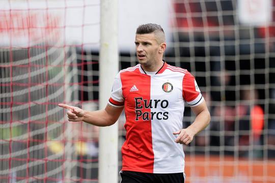 Wat nou spits nodig? Feyenoord heeft goalgetter Bryan Linssen: 2 goals bij zege op Go Ahead