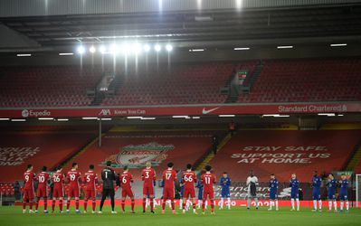 Hakim Ziyech kreeg in het eerste kwartier tegen Liverpool 0 KEER de bal