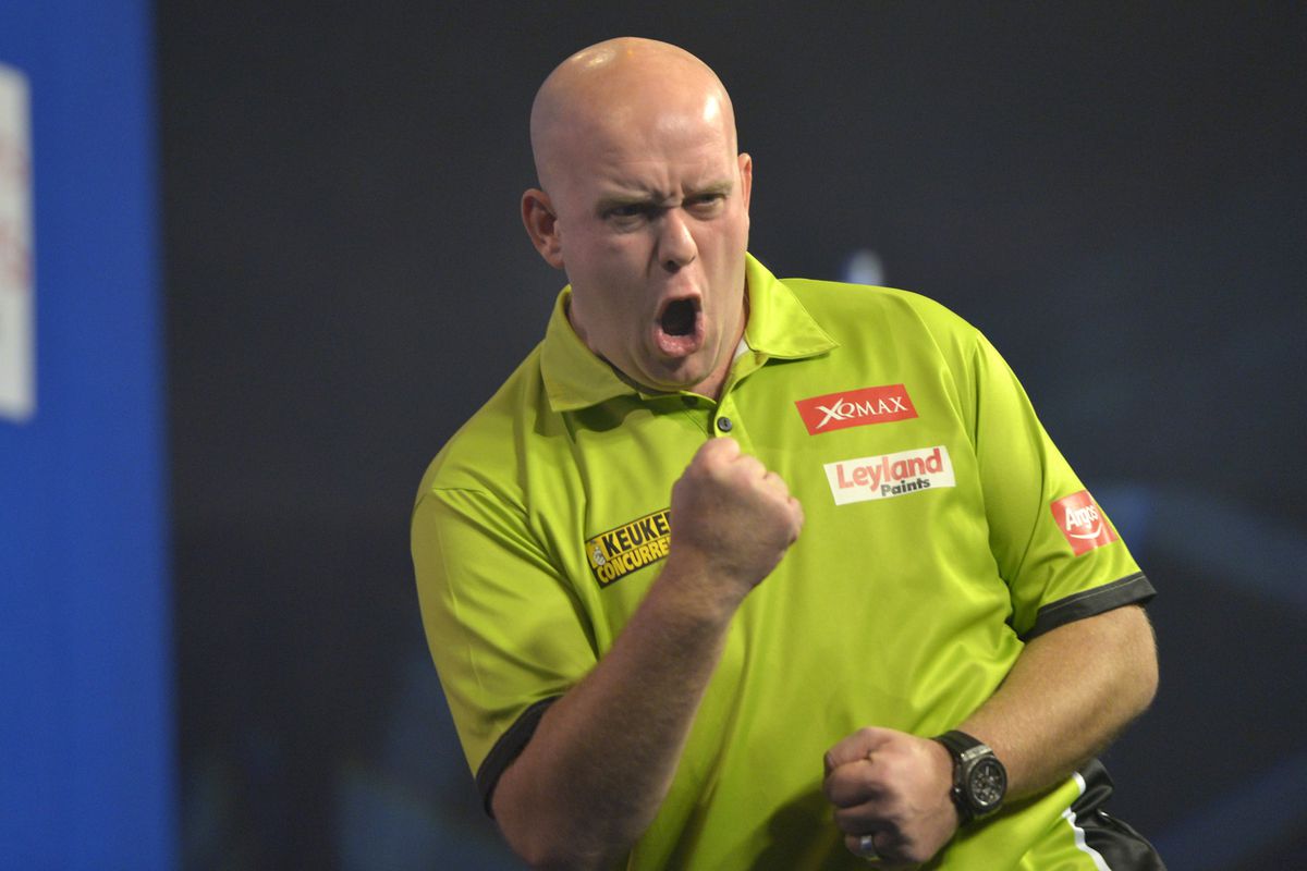 Mighty Mike flikt het weer en wint de European Darts Grand Prix!