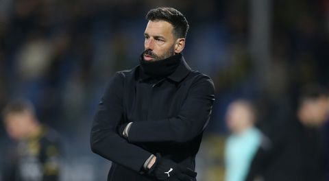 'Duo Van Nistelrooy/Rutten moet volgend jaar voor de groep staan bij PSV'