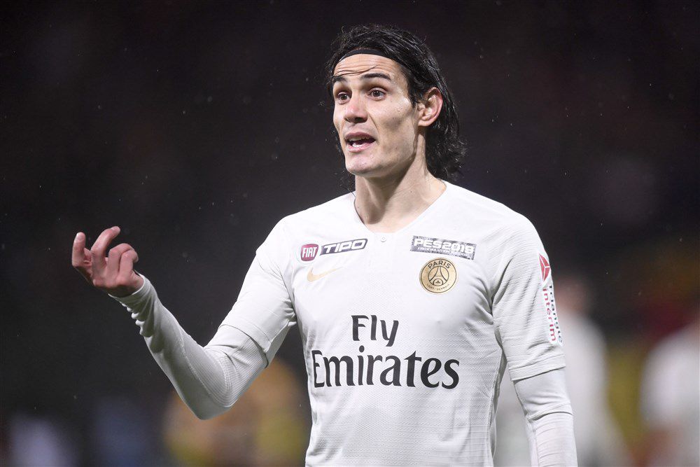 'Chelsea wikt en weegt tussen Cavani en Higuaín'