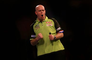 Van Gerwen niet bang voor Bully Boy: 'Op belangrijke momenten won ik altijd van Smith'