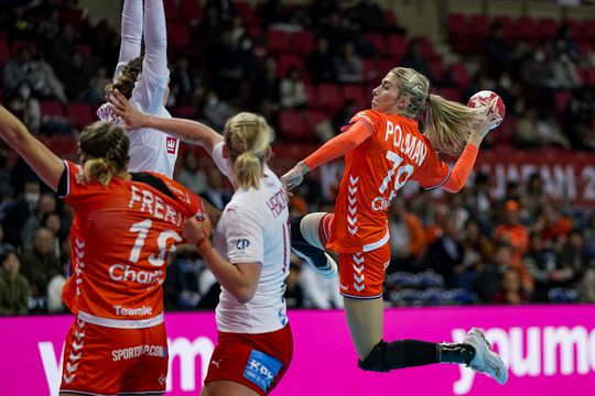 Polman pissig na verlies, Wester heeft spierblessure