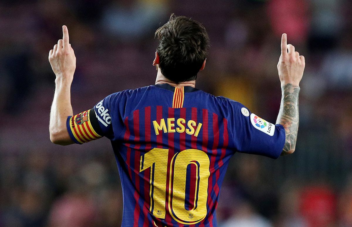 Barca wint dankzij Messi van Alaves (video's)
