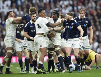 Engeland rekent af met Schotland tijdens Six Nations en is kampioen