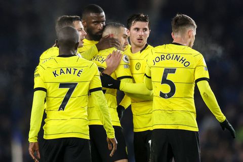 Hakim Ziyech onderwerp van gesprek bij Chelsea: 'Van mij mag hij nog 20 goals op deze manier vieren'