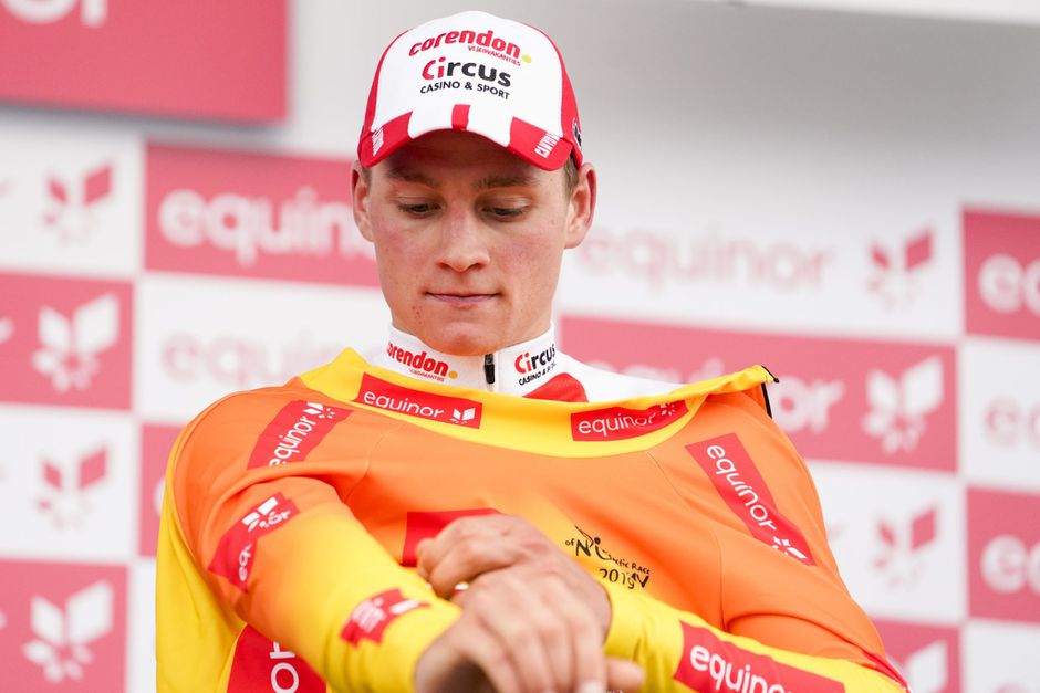 Van der Poel gaat de komende tijd in een tentje slapen om zich voor te bereiden op het WK