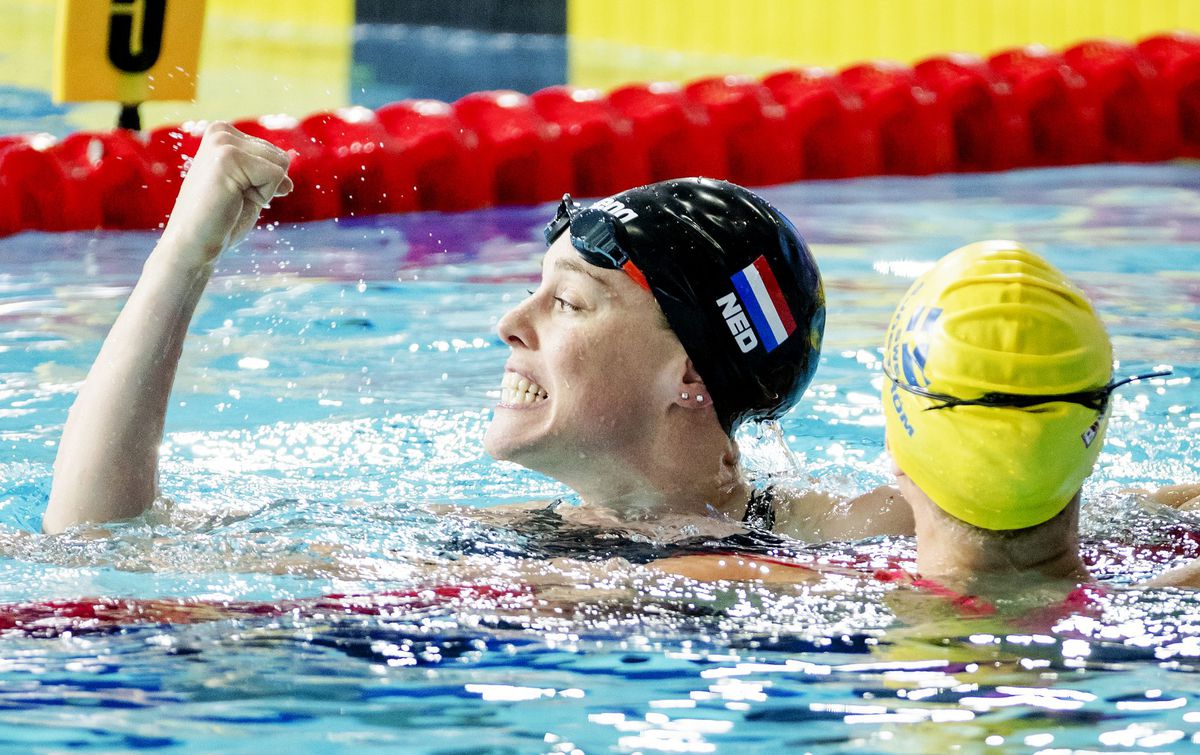 Femke Heemskerk zwemt Nederland naar WK-brons op 4x50 wissel