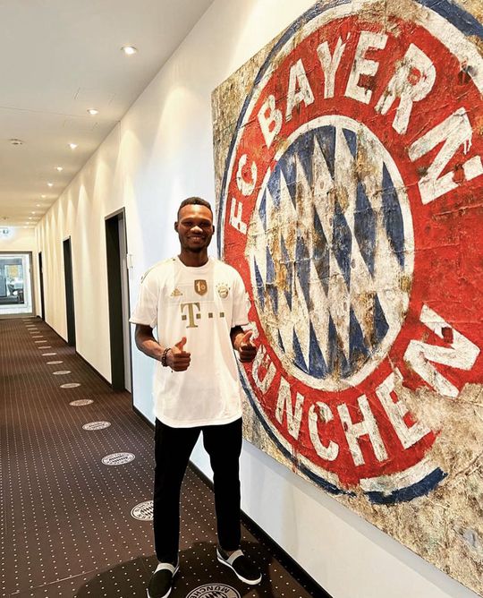 Sadio Mané hielp zijn vaste chauffeur aan andere baan: voetballer bij Bayern München