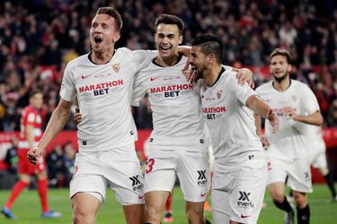 Sevilla wint dankzij Luuk de Jong met 2-0 van Granada