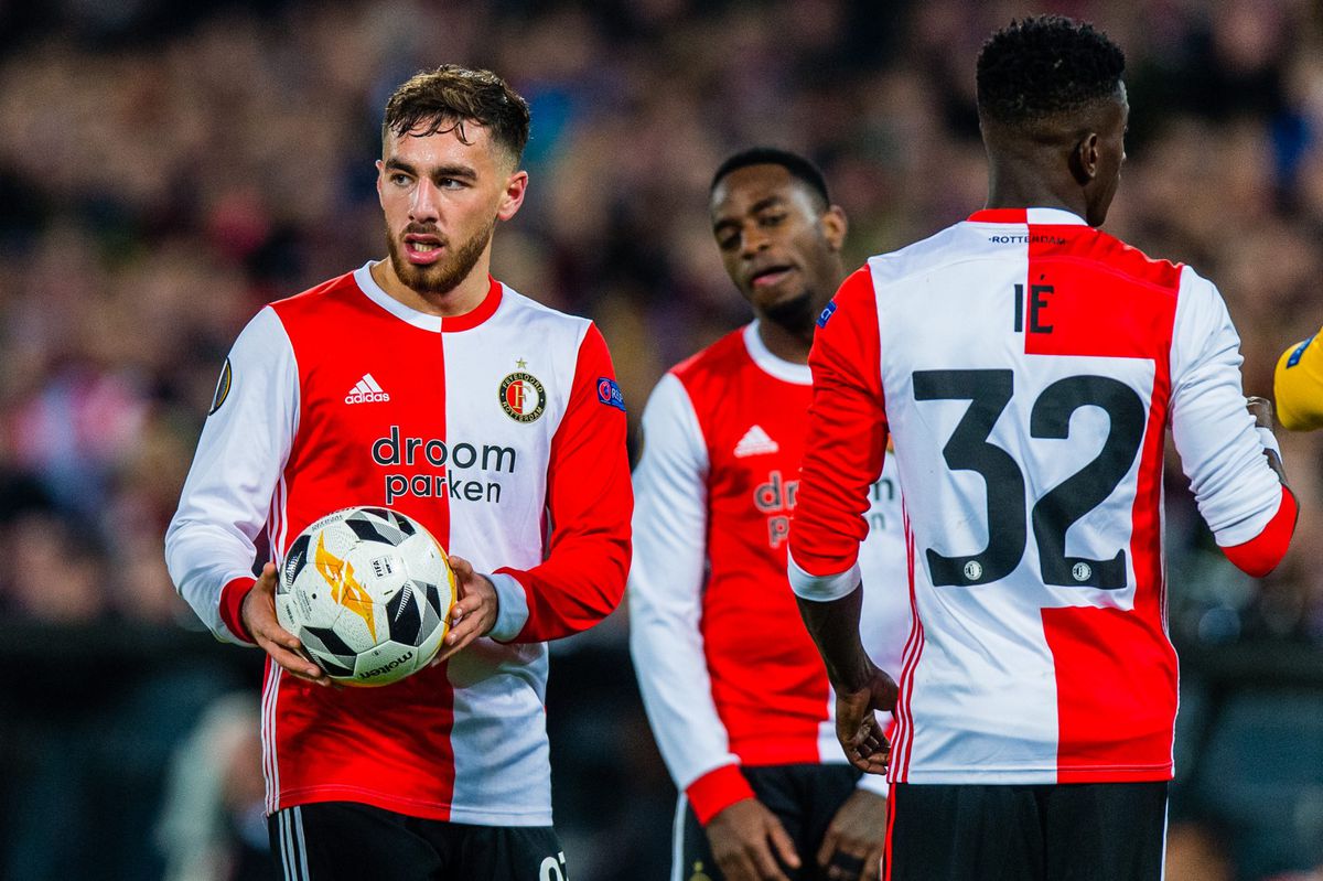 Feyenoord probeert fans alsnog mee te krijgen naar Porto