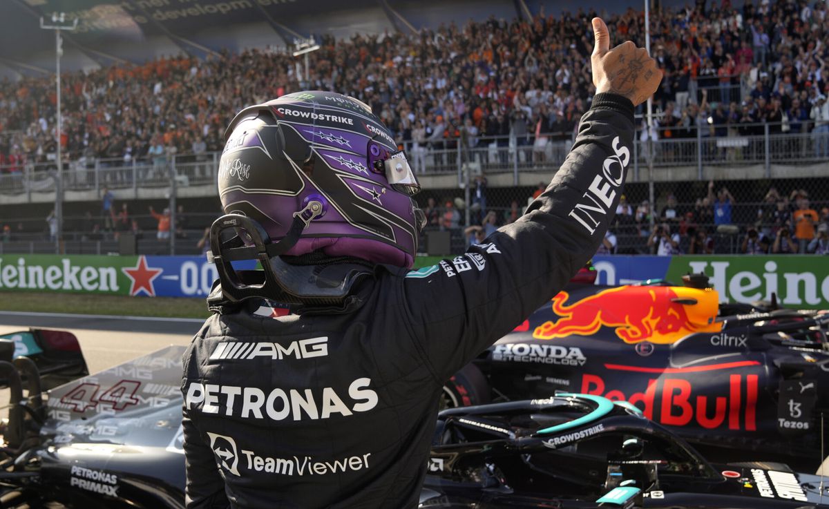 Mercedes gaat Max Verstappen via pitstops aanvallen bij GP van Nederland