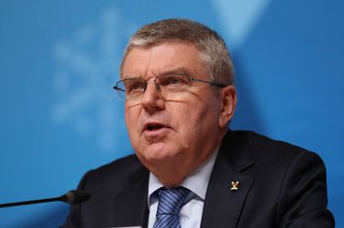 IOC-baas is alle verhalen over doorgaan Spelen kotsbeu: 'Worden atleten mee geraakt'