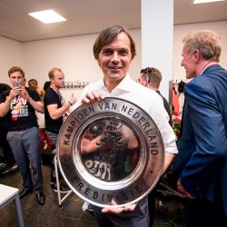 Kampioen Eredivisie krijgt met goud gepimpte schaal