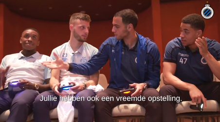 Haha! Club Brugge- en PSV-spelers spelen potje FIFA (video)