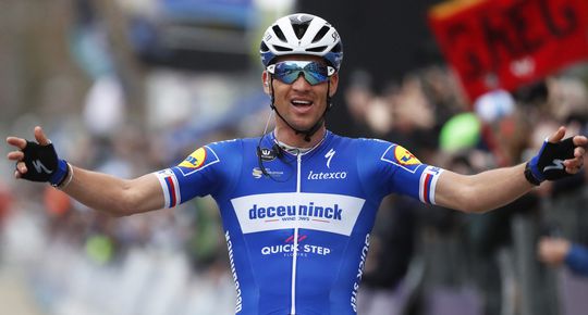 Indrukwekkende solo Jungels blijkt nét niet genoeg voor winst E3 Harelbeke: Štybar sprint naar overwinning
