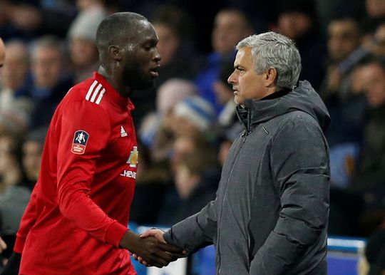 Lukaku vertelt over andere kant Mourinho: 'Echt een familieman'