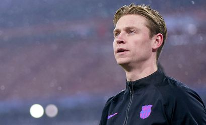 'Bayern München en Liverpool houden situatie Frenkie de Jong nauwlettend in de gaten'