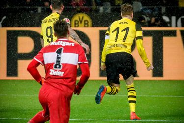 Bayern baalt van BVB: Dortmund wint dankzij 2 late goals op het nippertje van Stuttgart