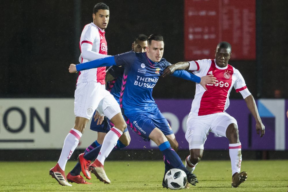 Jupiler League: NEC nieuwe koploper na nederlaag Jong Ajax, Telstar en Emmen onderuit