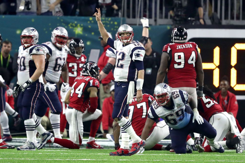 Patriots winnen Super Bowl 51 na GROOTSE comeback (video's)