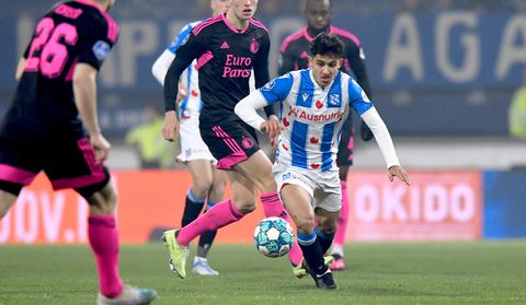 Arne Slot werd duizelig van Heerenveense dribbelkont: 'Ik vroeg hem hoeveel panna's hij gaf'