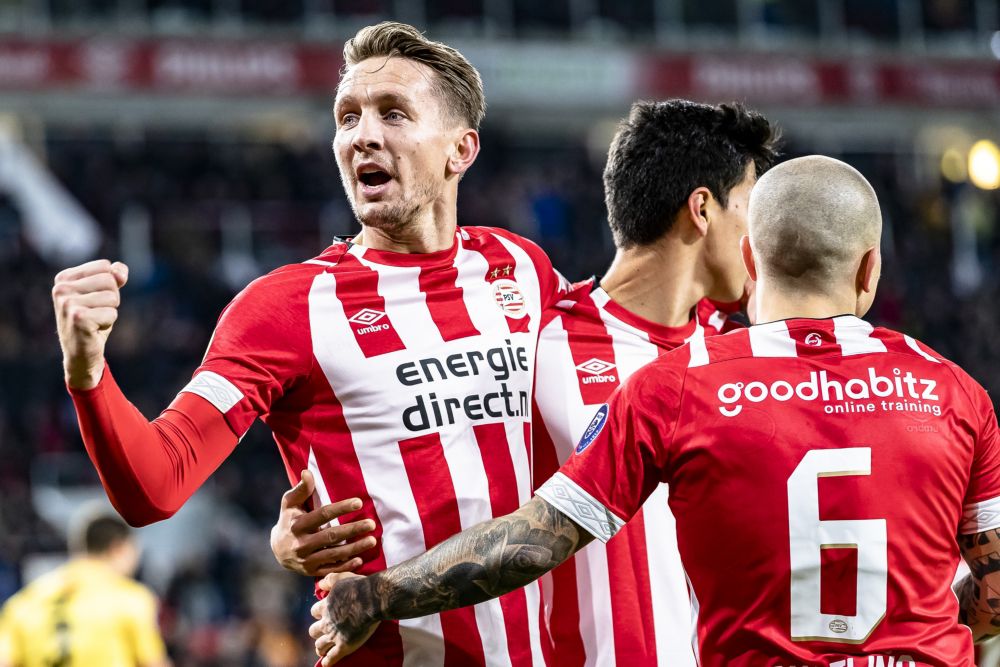 PSV heeft geen last van 'after Feyenoord-dip' en wint met dikke cijfers van Excelsior