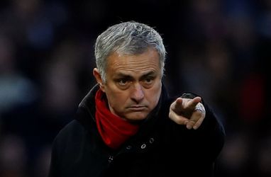 Mourinho ziet kerstdiner Burnley aanbranden: 0-2 bij rust