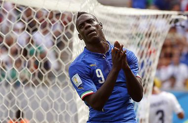 Na 4 jaar is Balotelli weer in beeld bij Italië