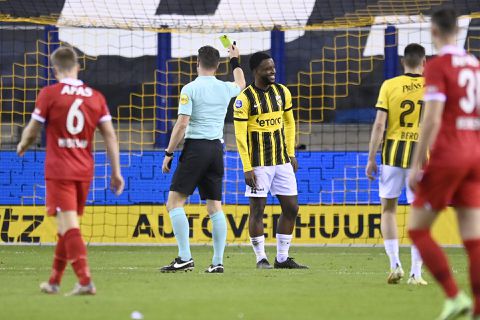 💤 | Vitesse en AZ eindigen hun wedstrijd zoals die begon: 0-0