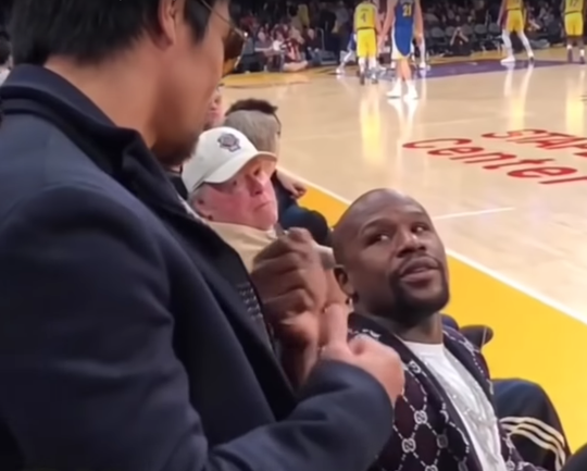 Kemphaantjes Maywheater en Pacquiao komen elkaar tegen bij Lakers-wedstrijd (video)