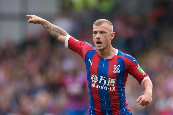 🎥 | Crystal Palace-speler Meyer schaamt zich voor filmpje van z'n vader