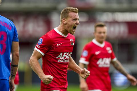 AZ overrompelt FC Utrecht en verslaat nummer 3 Eredivisie met grote cijfers