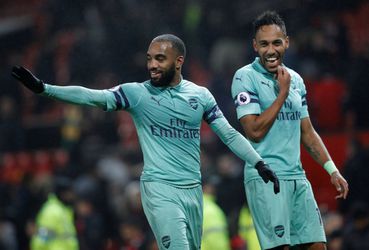 Halve selectie Arsenal betrapt op gebruik lachgas in Londense club (video)