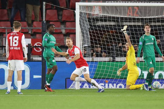 🎥 | AZ komt pas op gang na inbrengen Dani de Wit, Vangelis Pavlidis weer naast Giménez