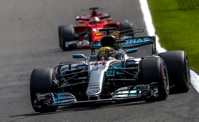 Hamilton houdt Vettel achter zich en wint de GP van België