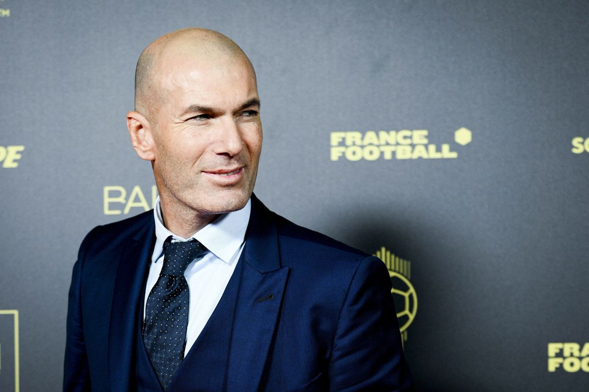 Zien we Zinédine Zidane snel terug als trainer? 'Nog een beetje geduld'