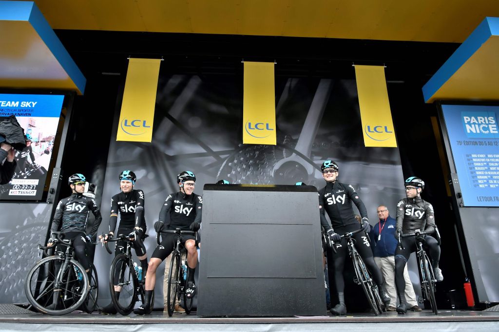 'Dopingploeg' Team Sky wordt van alle kanten aangevallen