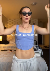 🎥 | Suzanne Schulting showt afgetrainde buik en mag quarantainehotel uit