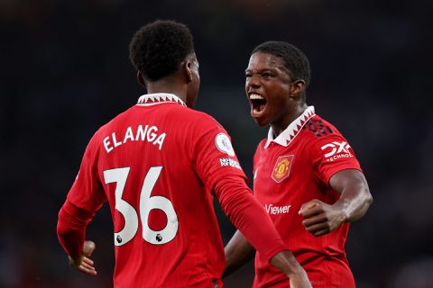 TEN HAG EN MALACIA DOEN HET: Manchester United wint met 2-1 van Liverpool