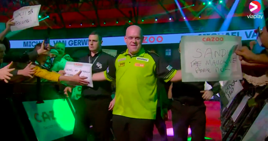 🎥 | 'Oooooh Michael van Gerwen' galmt door Alexandra Palace