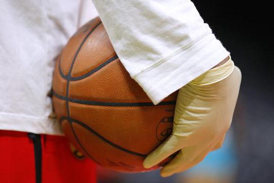25 NBA-spelers moeten snel in quarantaine na positieve coronatest