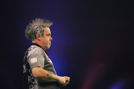 Voor Peter Wright kan World Matchplay-finale al niet stuk: 'Geopereerde vrouw zit eindelijk weer in zaal'