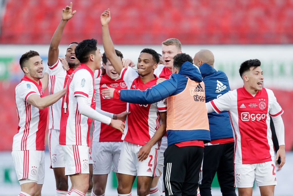 Ajax doet goede zaken in Europa: stijging op lijst meest waardevolle clubs