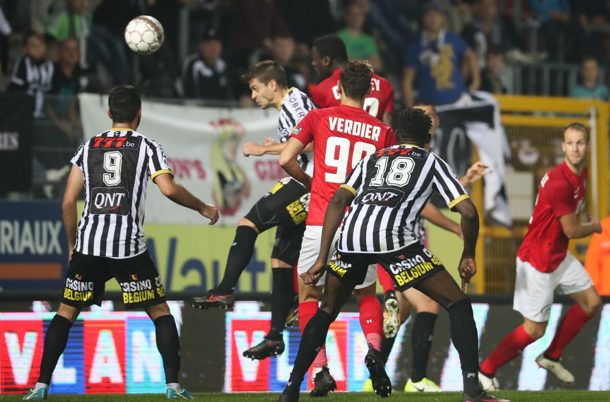 Eupen houdt verrassend presterend Charleroi op 2-2
