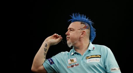 Wright verslaat Chisnall in bloedstollende wedstrijd